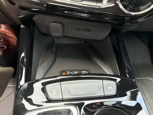 New 2026 Chevrolet Trax RS w/ Sunroof Package FWD image 20