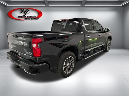 New 2026 Chevrolet Silverado 1500 High Country w/ Technology Package AWD/4WD image 7