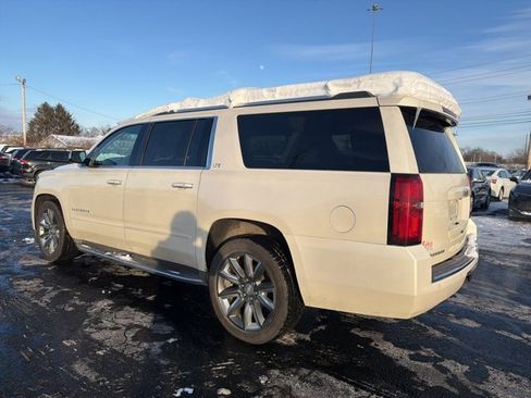 Used 2015 Chevrolet Suburban LTZ image 5