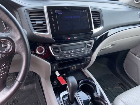 Used 2018 Honda Ridgeline RTL-E image 22