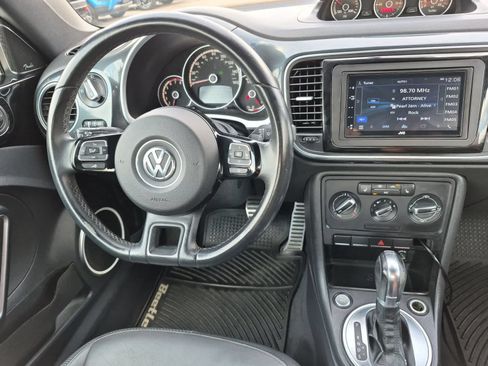 Used 2013 Volkswagen Beetle 2.0T FWD image 15