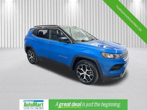 Used 2024 Jeep Compass Limited AWD/4WD image 1