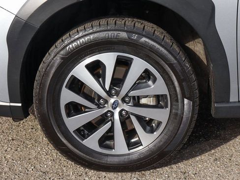 Used 2023 Subaru Outback Premium image 42