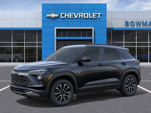New 2026 Chevrolet TrailBlazer ACTIV AWD/4WD image 2