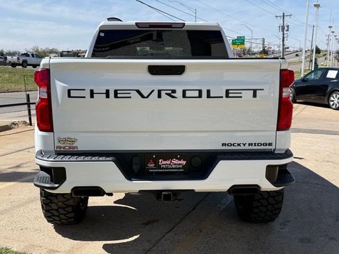 Used 2022 Chevrolet Silverado 1500 RST image 10