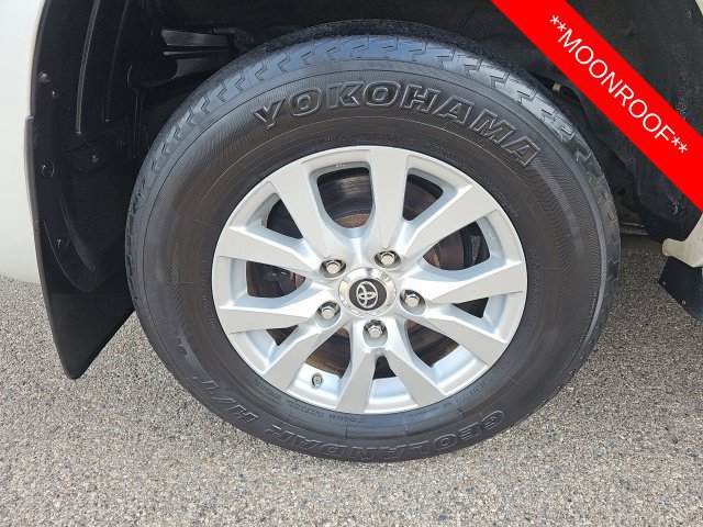 Used 2017 Toyota Land Cruiser AWD/4WD image 7