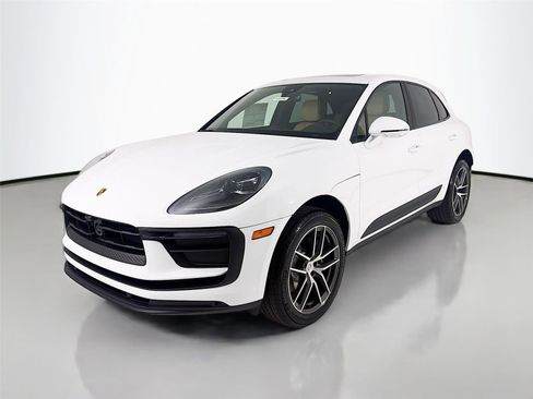 New 2026 Porsche Macan AWD/4WD image 1