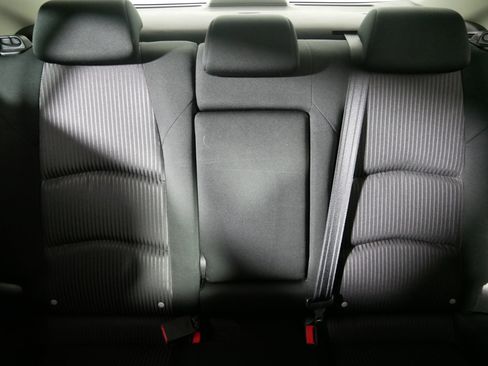 Used 2014 MAZDA MAZDA3 i Touring image 13