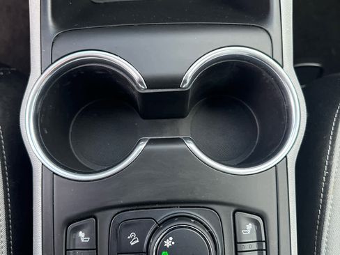 Used 2022 GMC Terrain SLE w/ Driver Convenience Package image 23