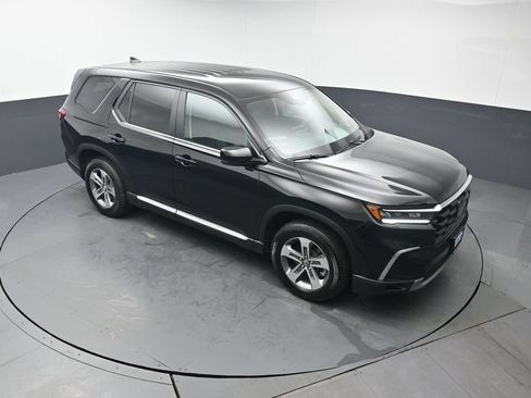 Used 2023 Honda Pilot EX-L image 45