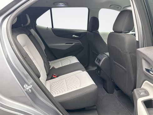 Used 2018 Chevrolet Equinox LT AWD/4WD image 17