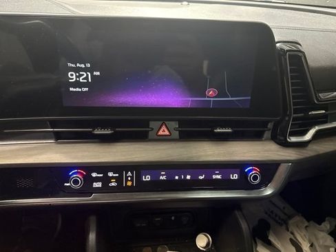 Used 2023 Kia Sportage X-Line w/ X-Line Premium Package AWD/4WD image 6