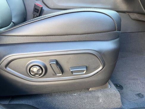 New 2025 Jeep Grand Cherokee Limited w/ MOPAR Finishing Package image 24