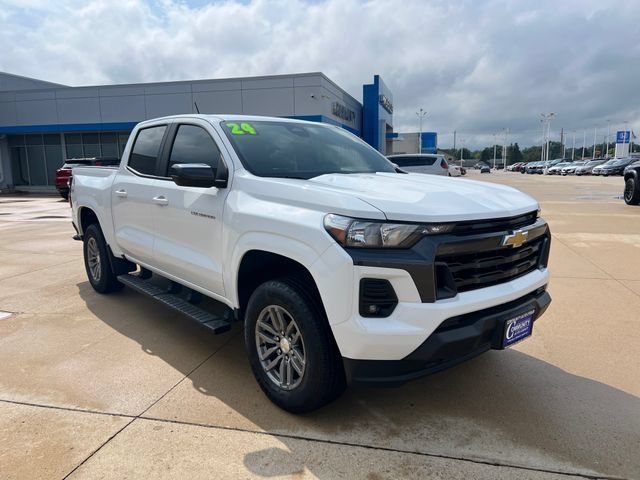 Certified 2024 Chevrolet Colorado LT w/ LT Convenience Package II AWD/4WD image 8