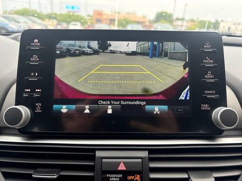 Certified 2022 Honda Accord Touring image 21