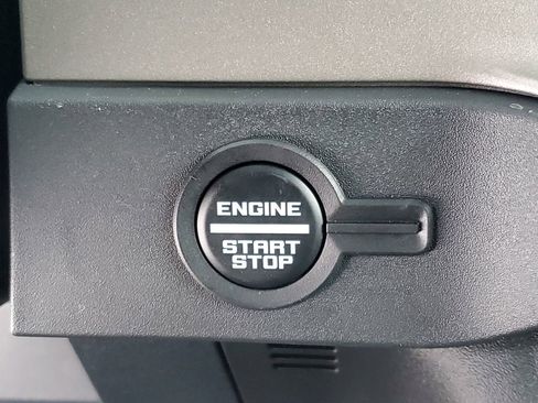 New 2025 Ford Bronco Outer Banks image 14