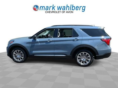 Used 2025 Ford Explorer Active w/ Active Comfort Package AWD/4WD image 5