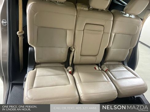 Used 2021 Ford Explorer Limited w/ Equipment Group 301A AWD/4WD image 30