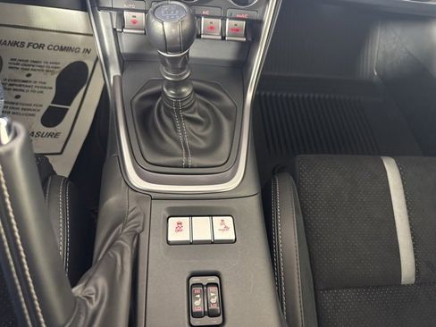 Used 2025 Toyota GR86 Premium image 16