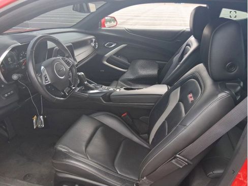 Used 2017 Chevrolet Camaro SS RWD image 7