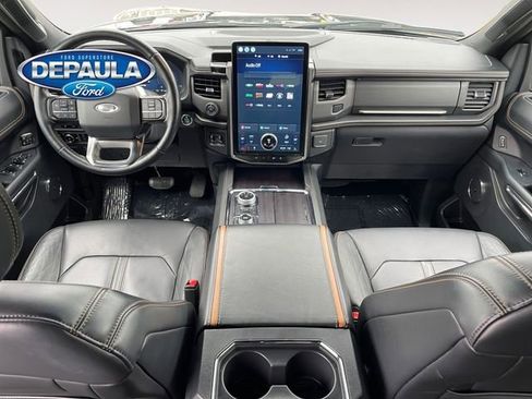 Certified 2023 Ford Expedition Platinum image 13