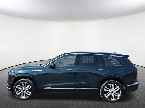 Certified 2026 Cadillac Vistiq Luxury image 20