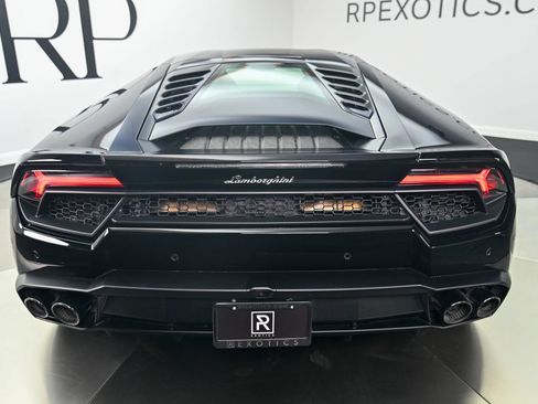 Used 2016 Lamborghini Huracan LP 580-2 RWD image 14