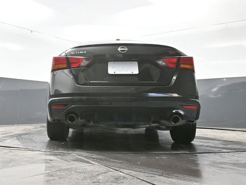 Used 2024 Nissan Altima 2.5 SR image 31