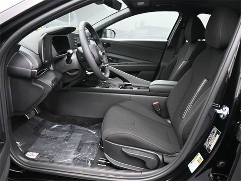 New 2026 Hyundai Elantra SEL Sport w/ Cargo Package image 11