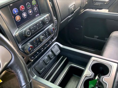 Used 2016 GMC Sierra 1500 SLT w/ All-Terrain Package AWD/4WD image 16