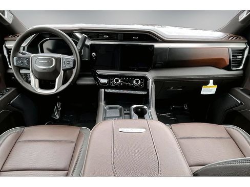 New 2026 GMC Sierra 2500 Denali w/ Max Trailering Package AWD/4WD image 5