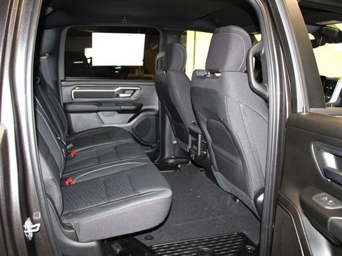 New 2026 RAM 1500 4x4 Crew Cab image 29