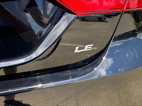 Used 2023 Toyota Camry LE FWD image 10