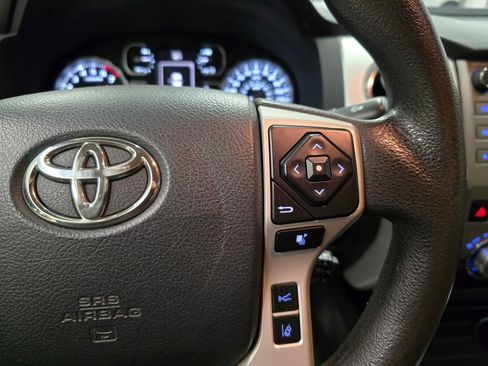 Used 2018 Toyota Tundra SR5 w/ SR5 Upgrade Package image 20