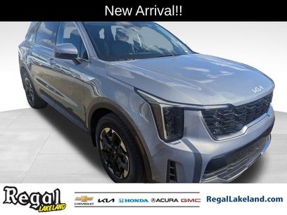 Used 2025 Kia Sorento S w/ Panoramic Sunroof Package