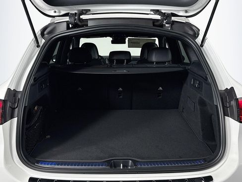 New 2026 Mercedes-Benz GLC 300 image 21