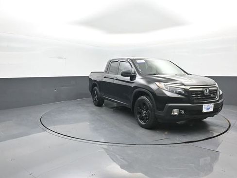 Used 2018 Honda Ridgeline Black Edition image 2