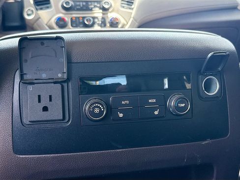 Used 2019 GMC Yukon Denali w/ Enhanced Security Package RWD image 26