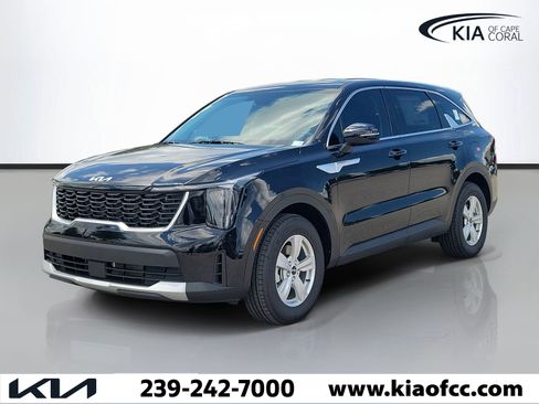 New 2026 Kia Sorento LX FWD image 3