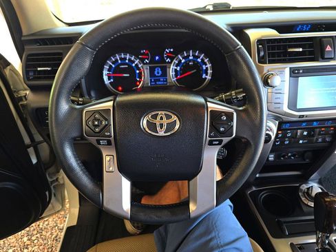 Used 2016 Toyota 4Runner Limited image 19