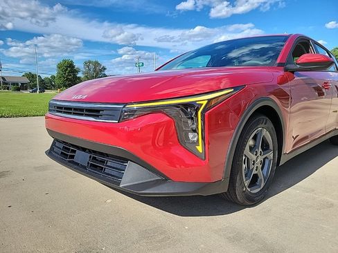 New 2026 Kia K4 FWD image 14