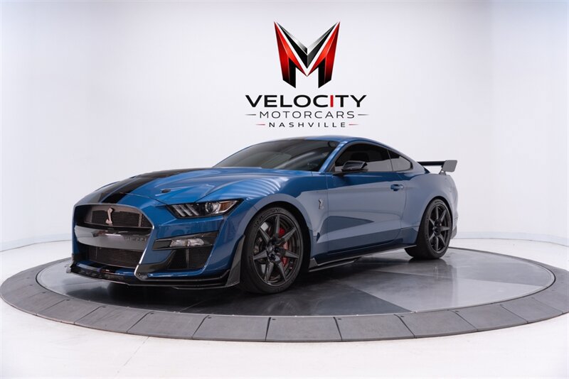 Used 2021 Ford Mustang Shelby GT500 w/ Carbon Fiber Track Pack RWD image 2