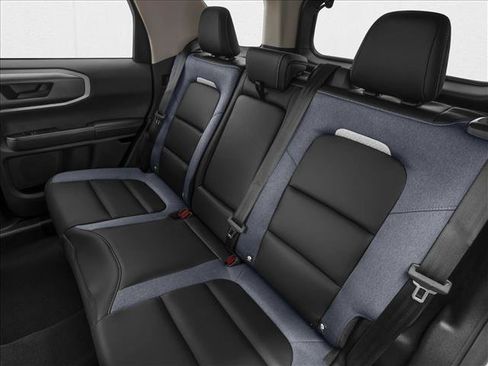 New 2026 Ford Bronco Sport Outer Banks AWD/4WD image 9
