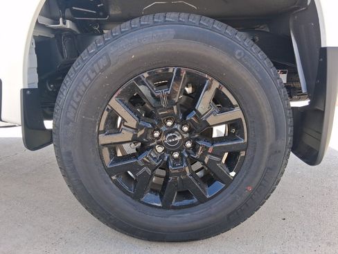 New 2026 Nissan Frontier SV image 32