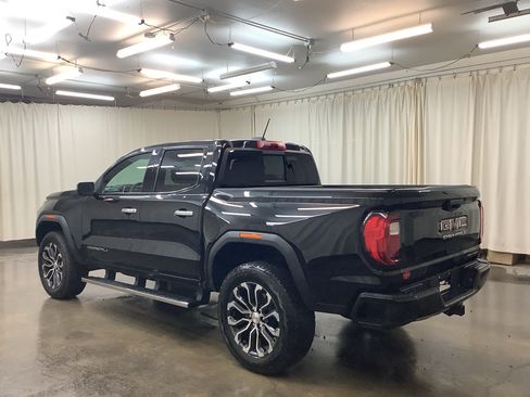 Used 2024 GMC Canyon Denali AWD/4WD image 8