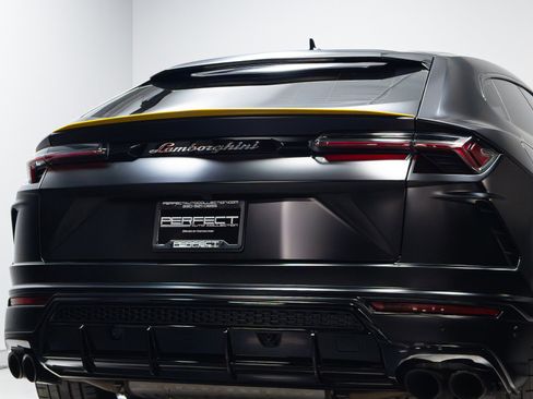 Used 2022 Lamborghini Urus image 82