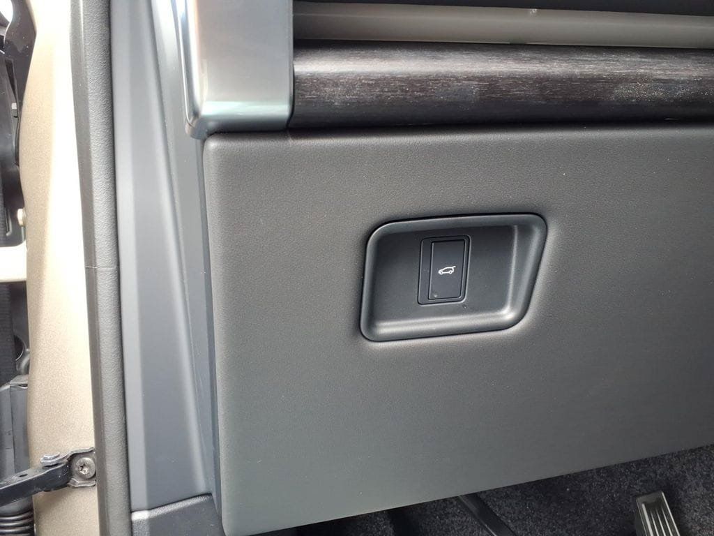 New 2026 Land Rover Range Rover SE AWD/4WD image 12