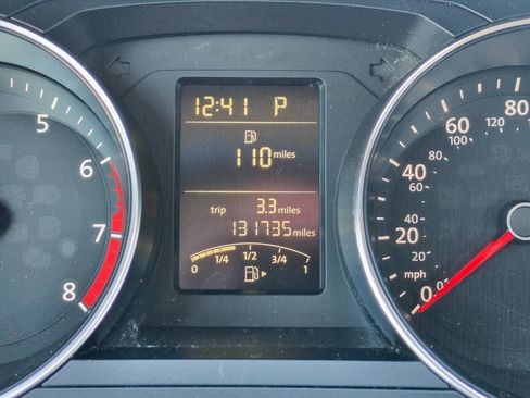 Used 2015 Volkswagen Jetta S image 16