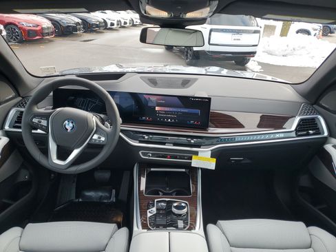 New 2026 BMW X5 xDrive50e AWD/4WD image 21
