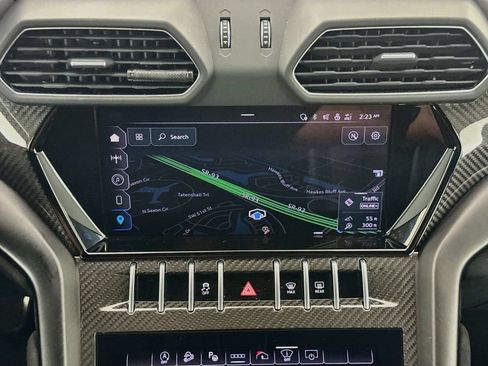 Used 2024 Lamborghini Urus Performante AWD/4WD image 13